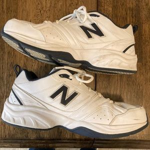 Mens New Balance 623’s that look new. White Size 10